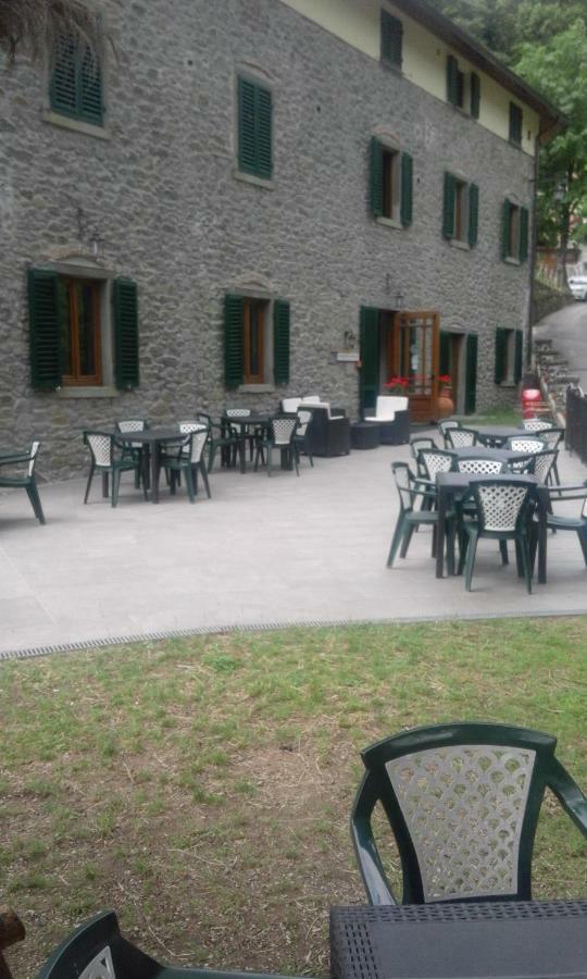 La Foresta Albergo Ristorante Pizzeria Badia Prataglia Zewnętrze zdjęcie
